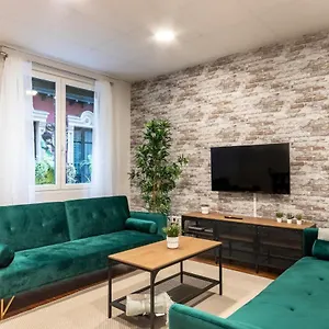 https://centro-del-casco-viejo-junto-a-la-catedral.sansebastianhotels.net